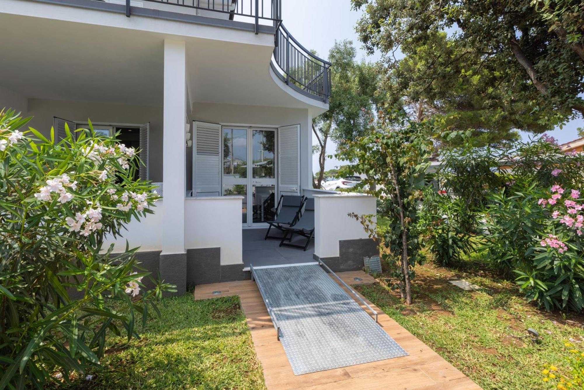 Sweet Sicily Apartments Carini Dış mekan fotoğraf